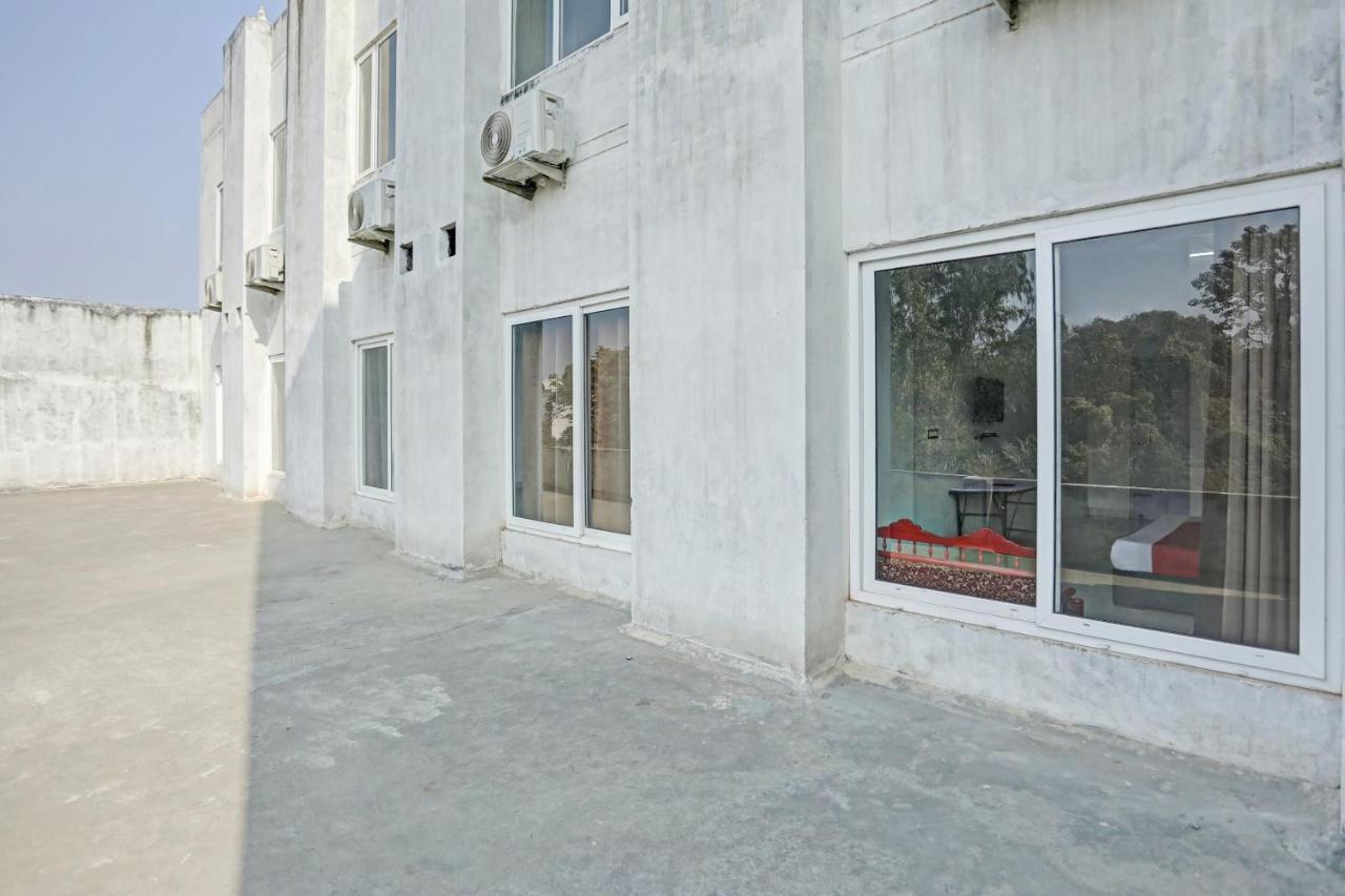 Oyo Flagship 80971 The Lime Tree Bareilly Exterior foto